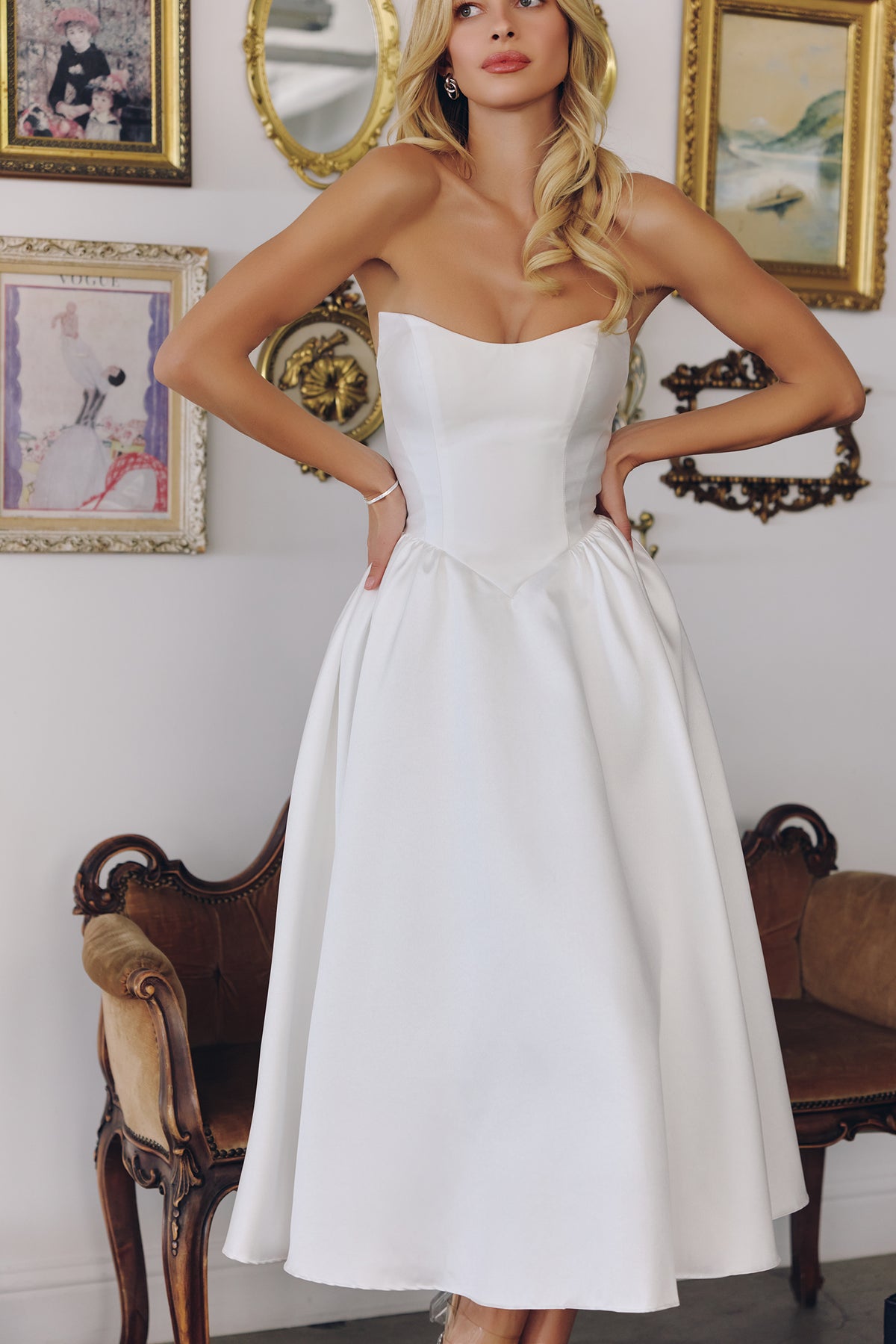 22WT8 dress in Off White