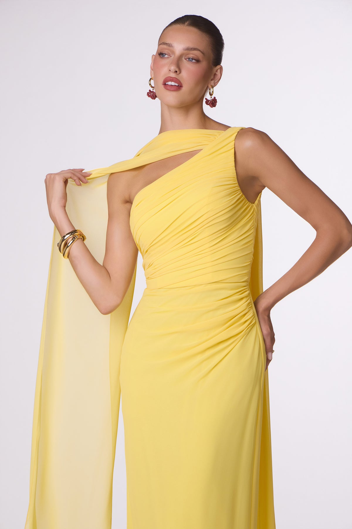 30T7 gown in Lt Yellow
