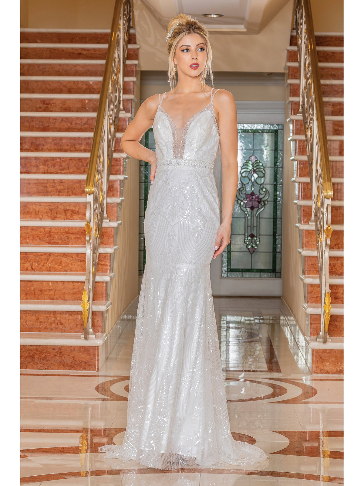 Dancing Queen 0219 wedding dress in off white, front view
