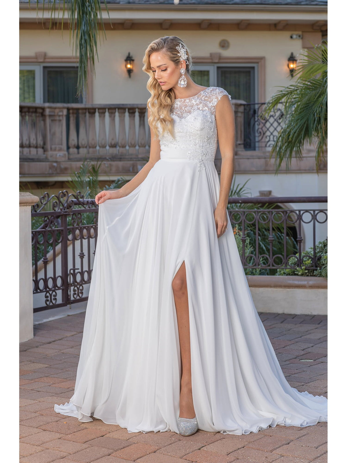 Dancing Queen 0249 wedding dress in off white, front view