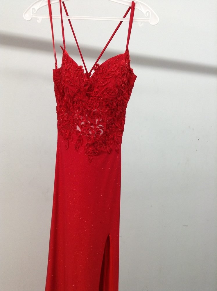 Dancing Queen 4396 prom dress in red, additional view