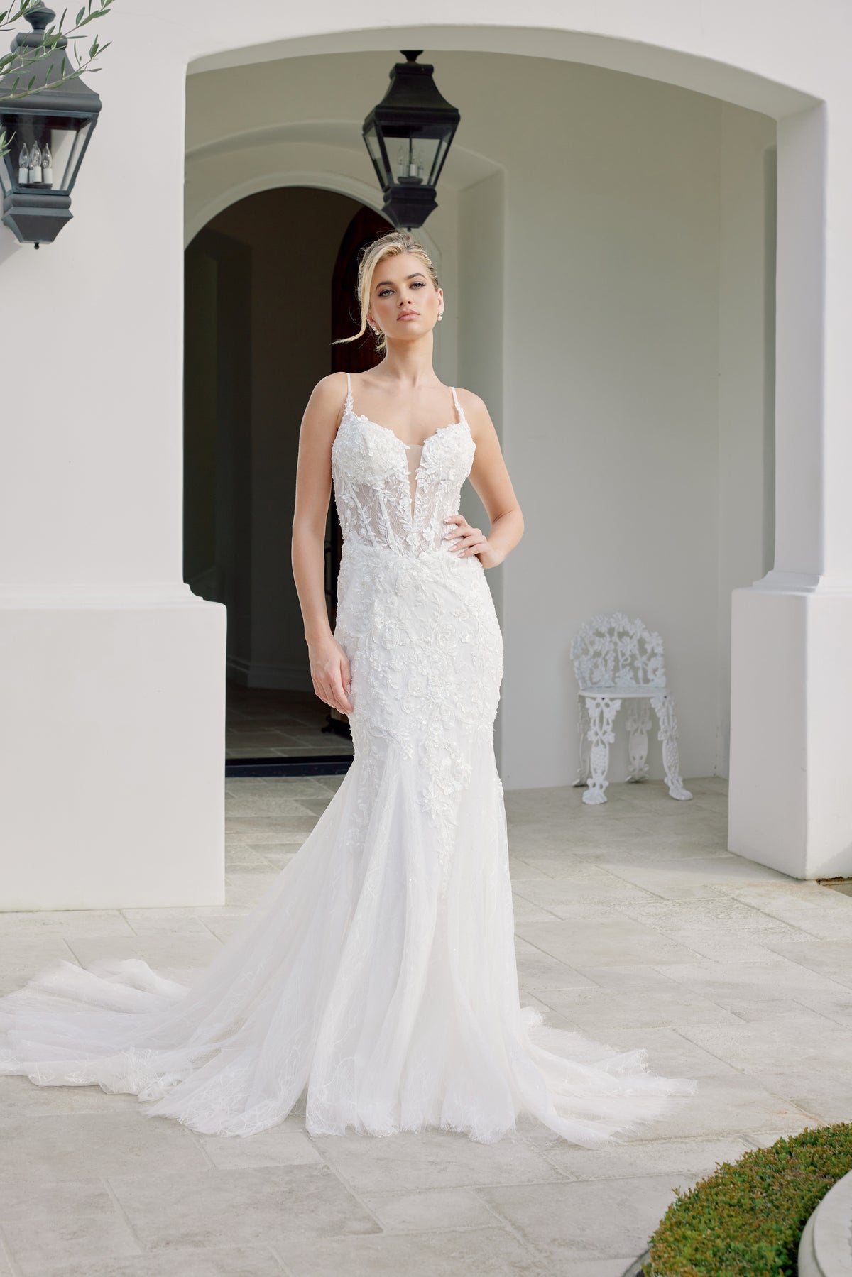 Elisabetta wedding dress in Diamond White