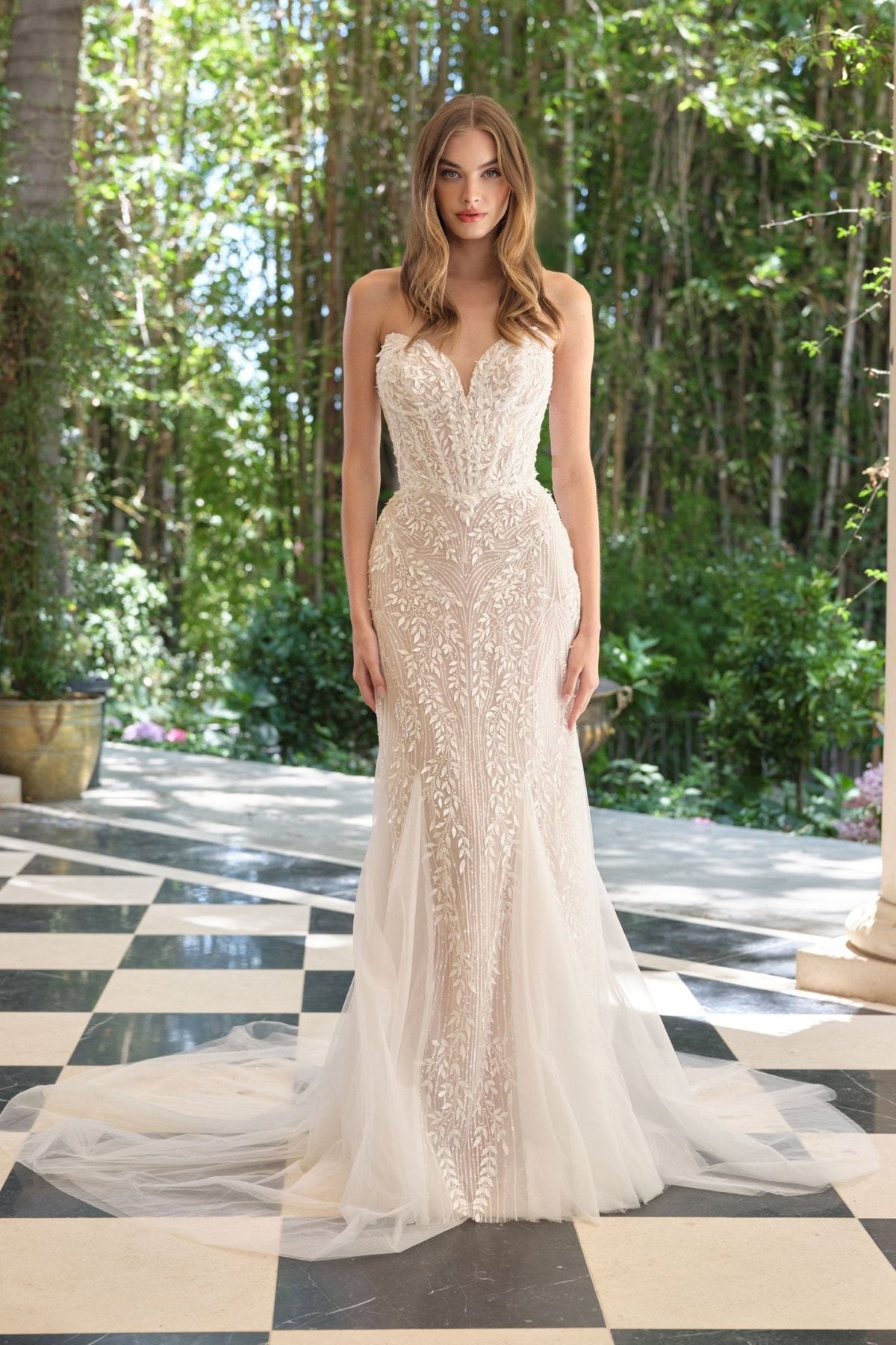 Endellion wedding dress in Off White-Nude, view 5