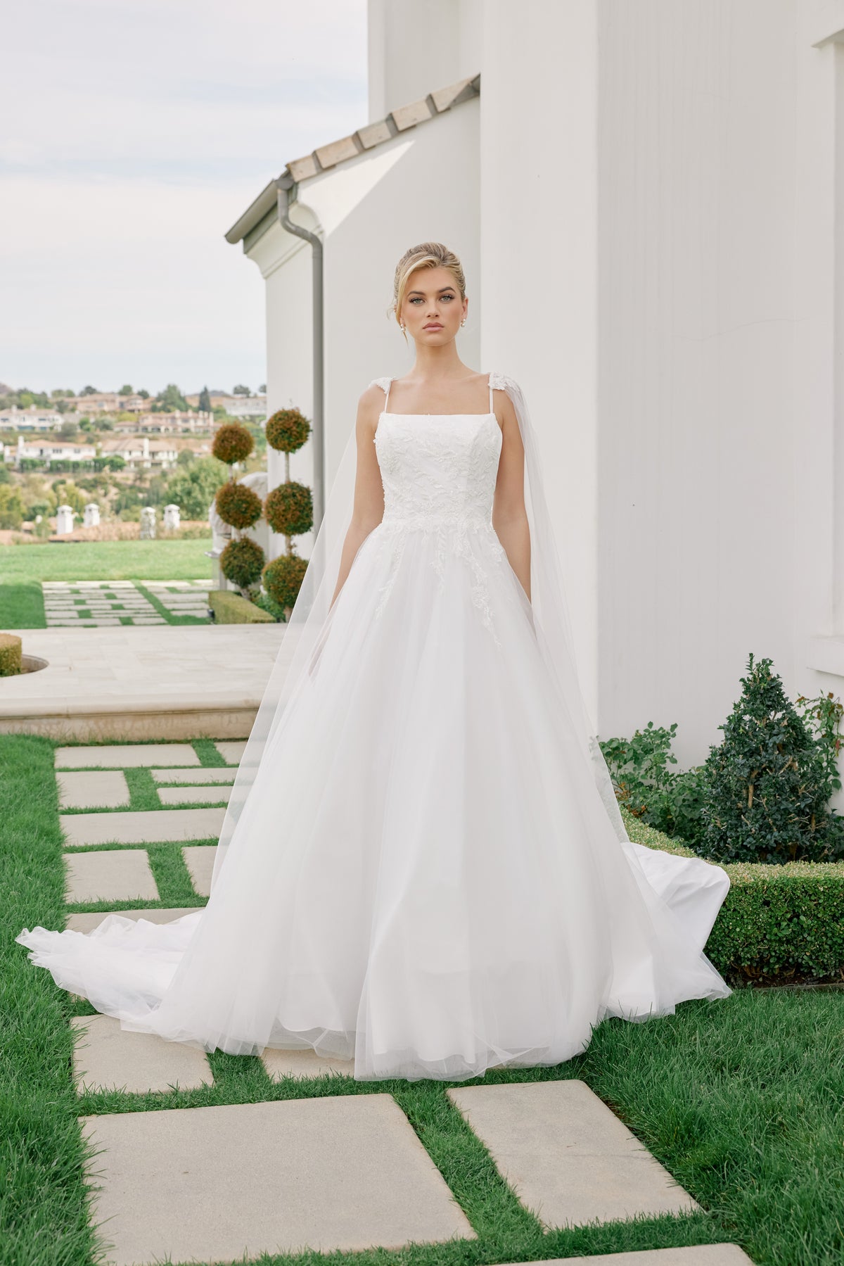 Graziella wedding dress in Diamond White