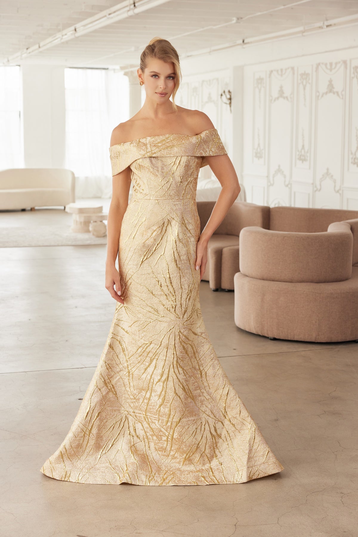 Sidonie evening dress in Gold