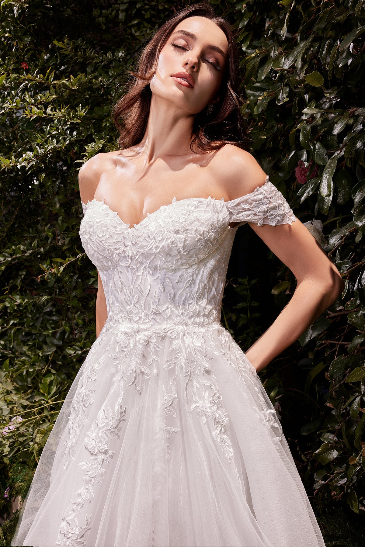 Lyanna Bridal — Off White