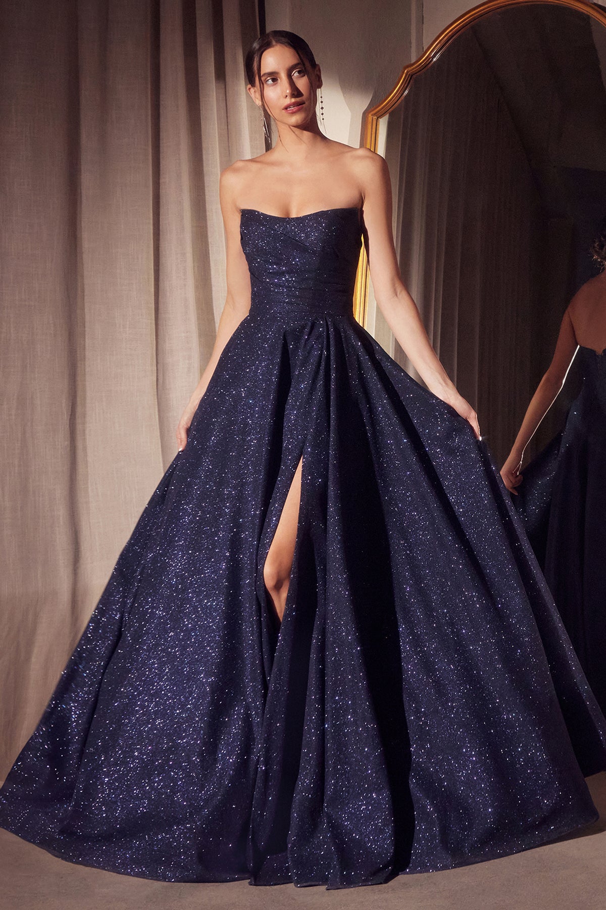 01T7 gown in Navy