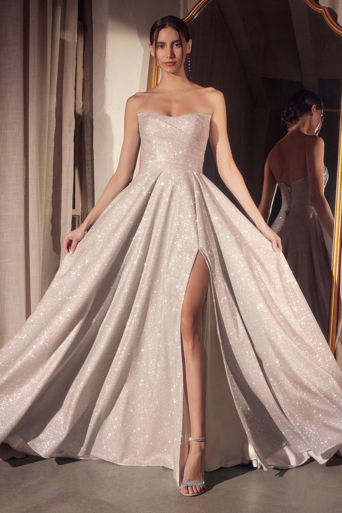01T7 gown in Platinum