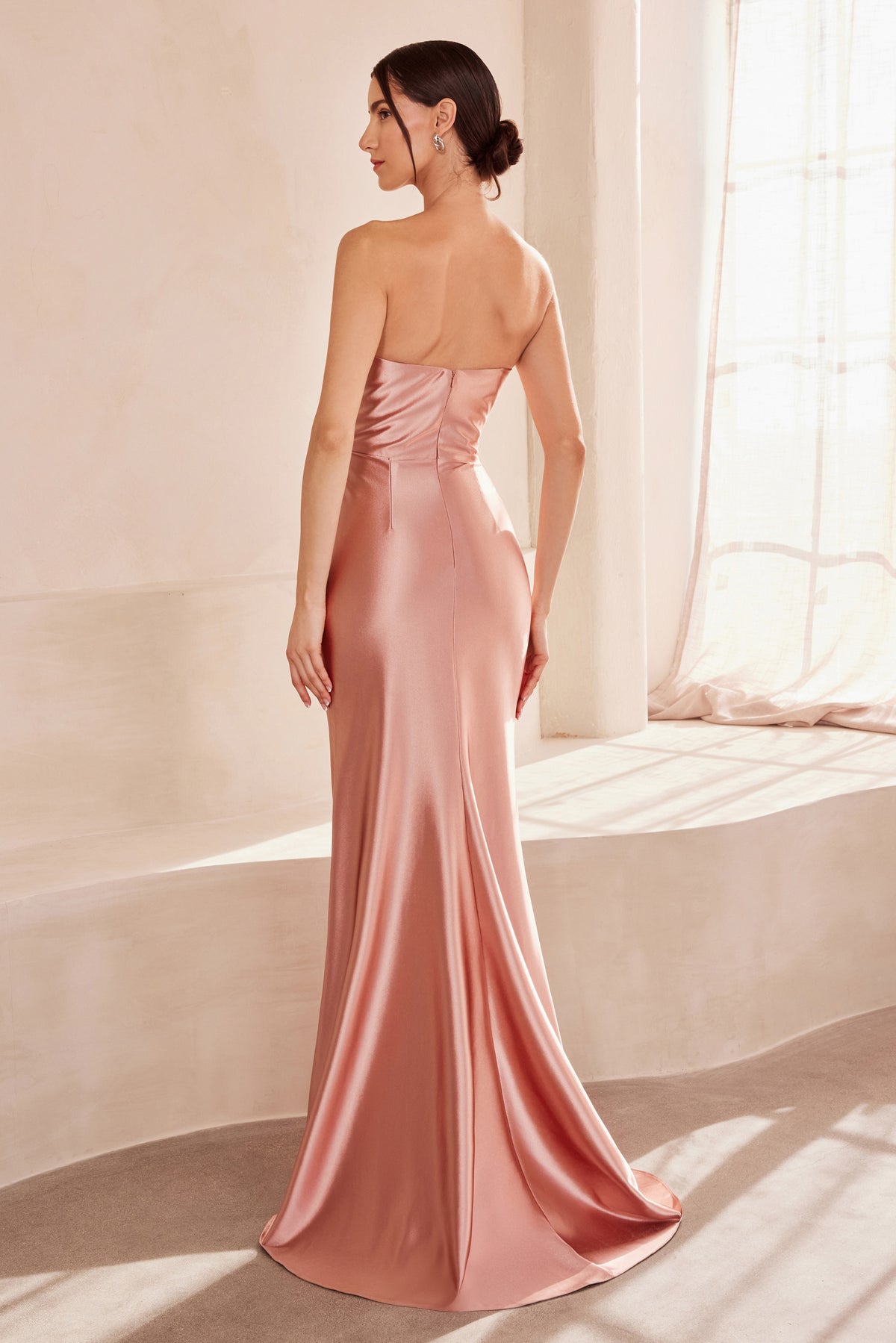 04T7 gown in Rose Gold