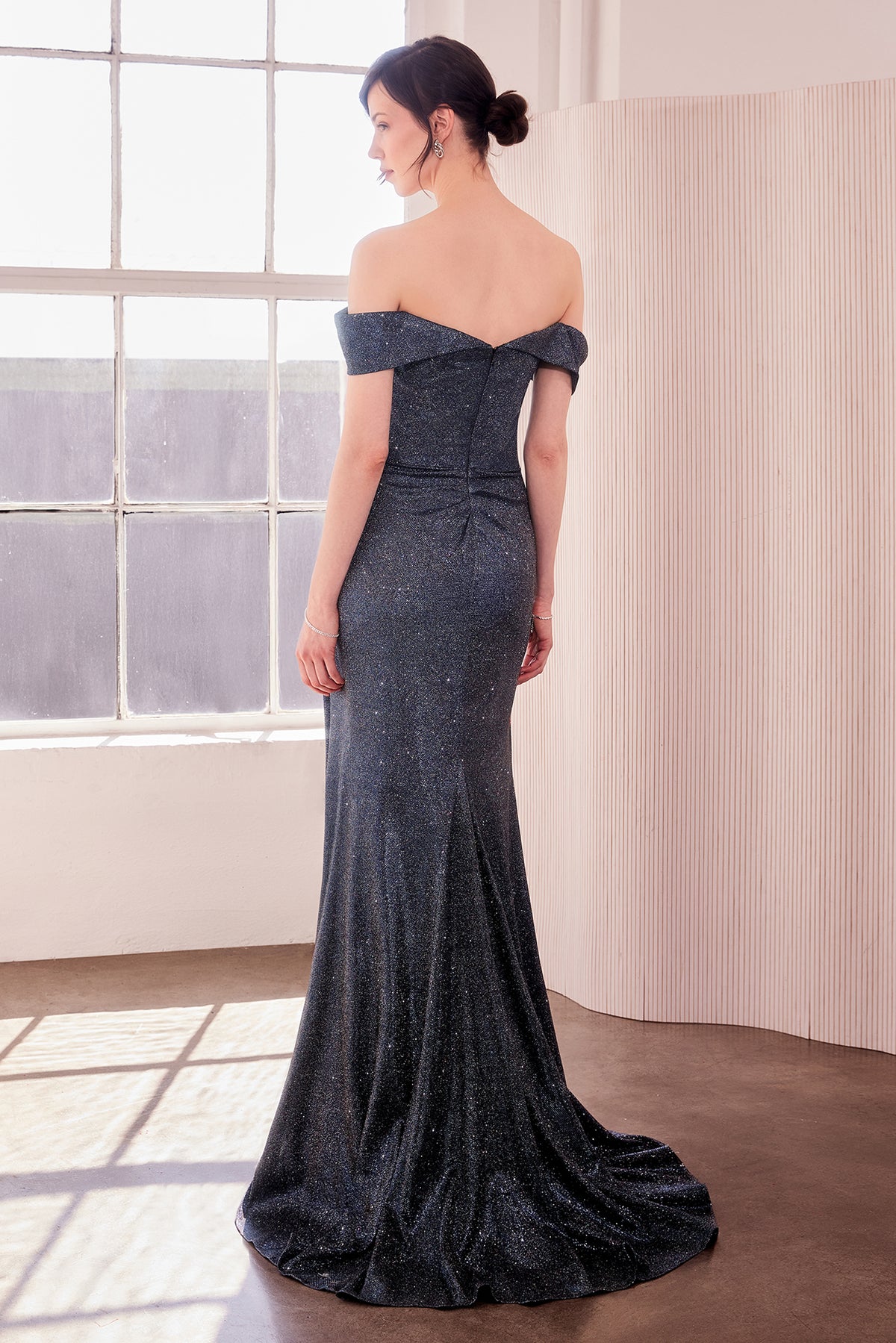05T6 dress in Navy
