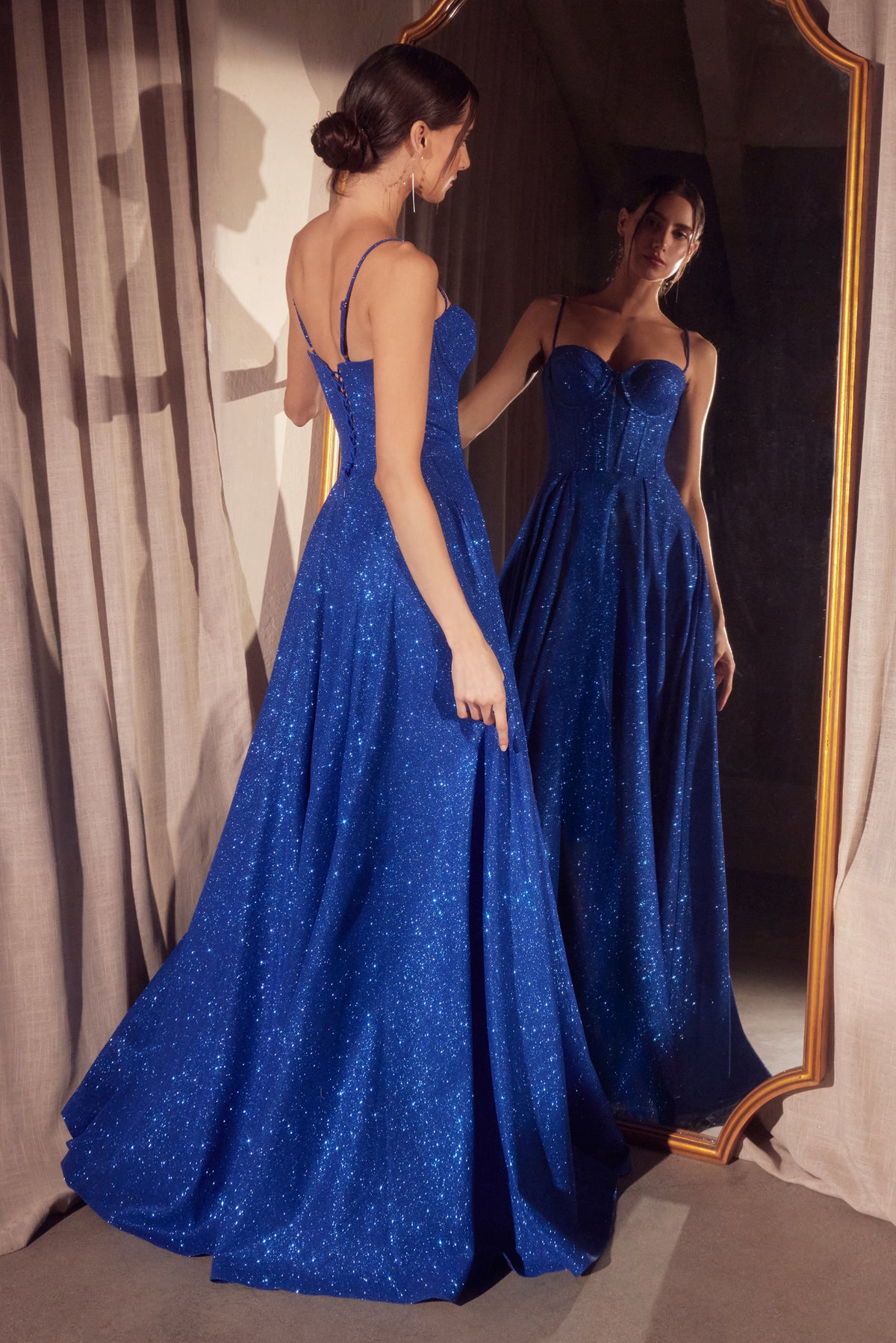06T7 gown in Royal