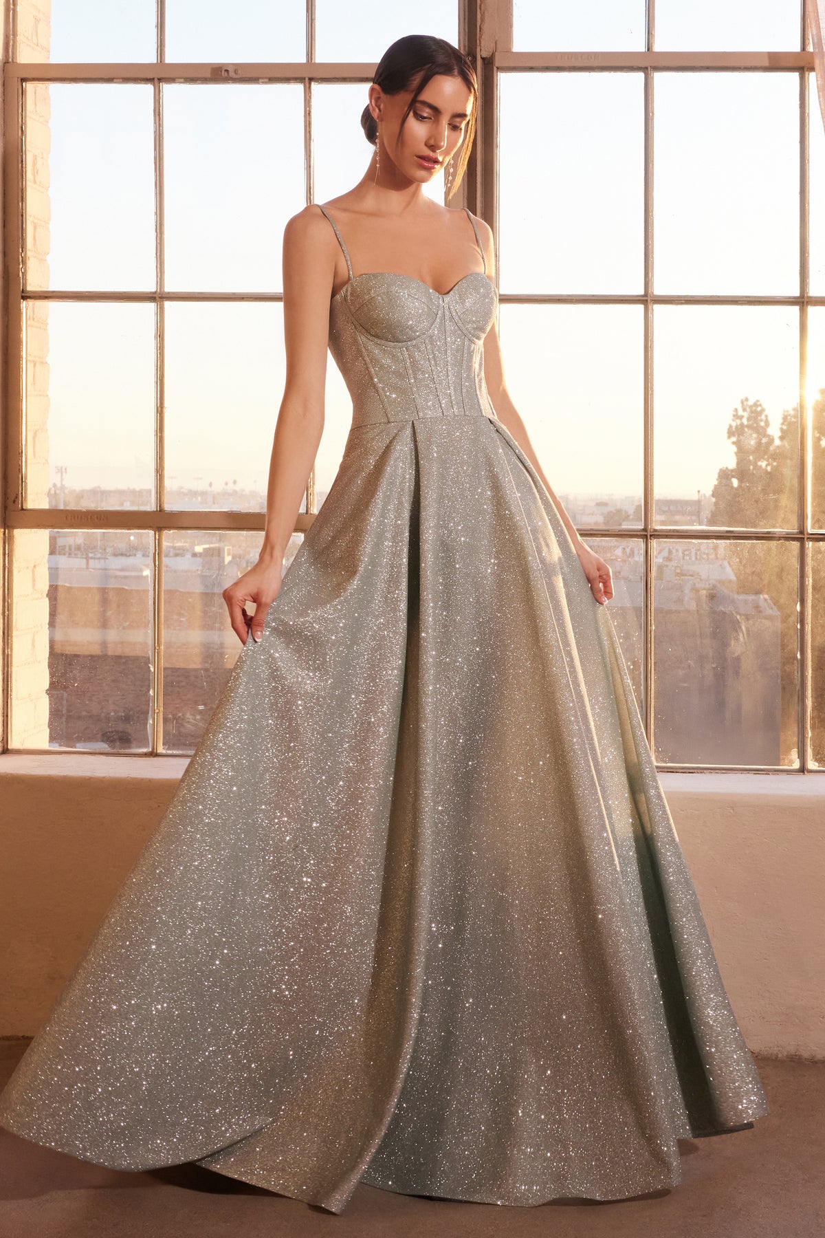 06T7 gown in Sage