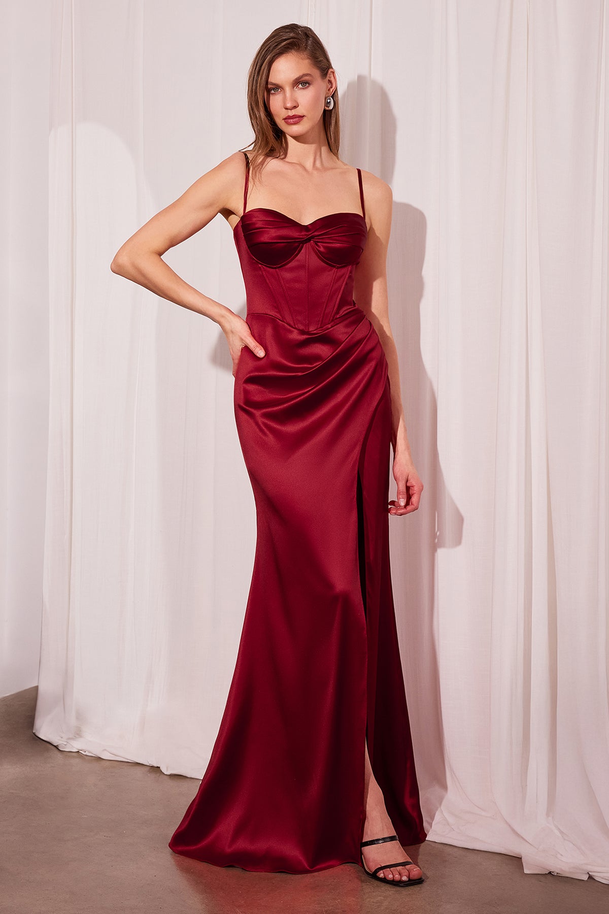 08T6 dress in Burgundy