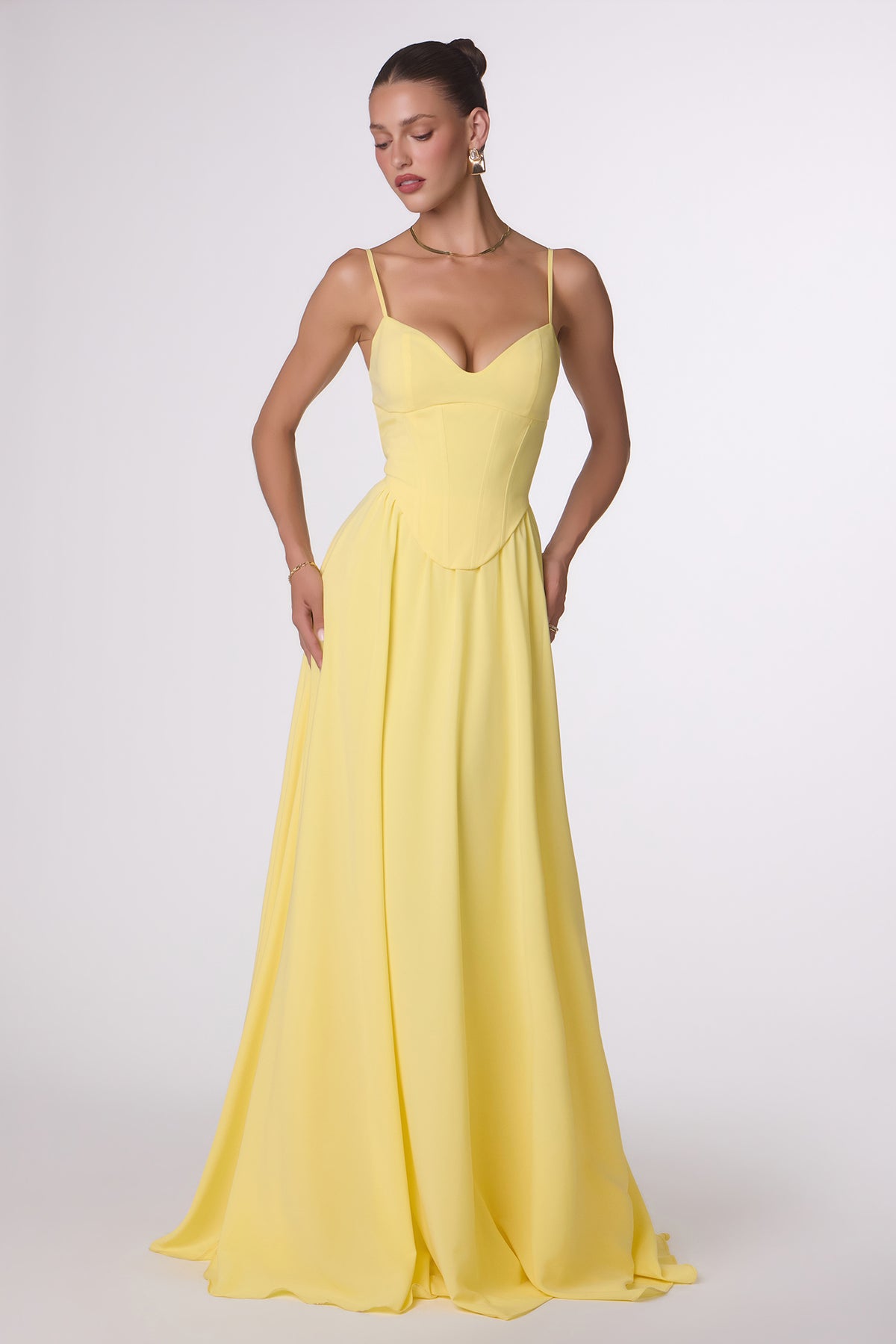 11T7 gown in Lt Yellow