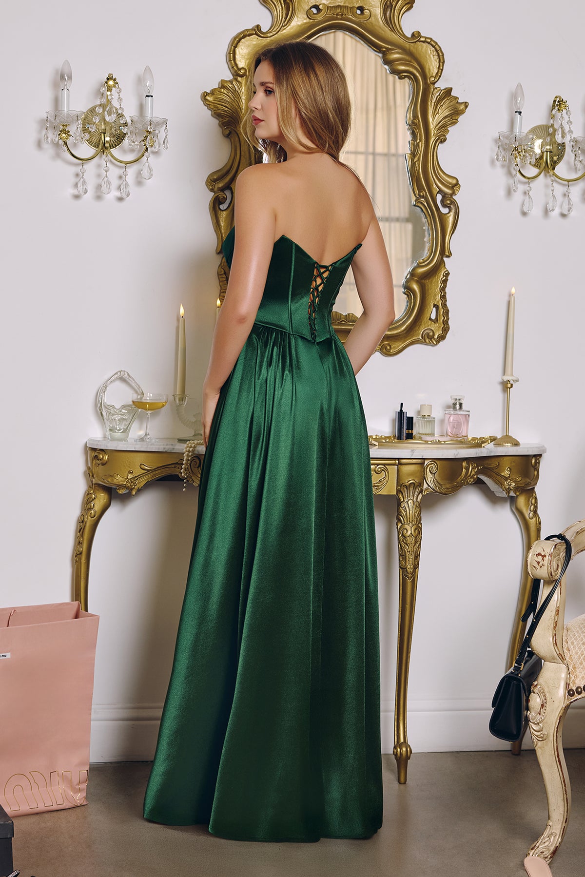 12T6 gown in Emerald