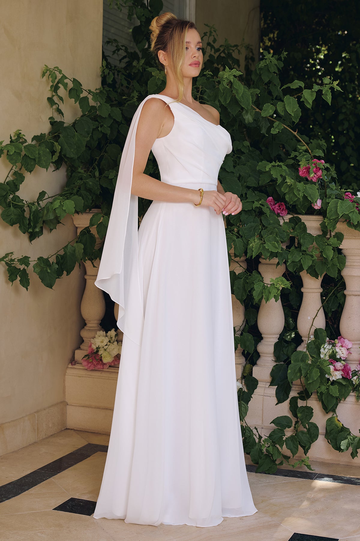 16WT7 dress in Off White