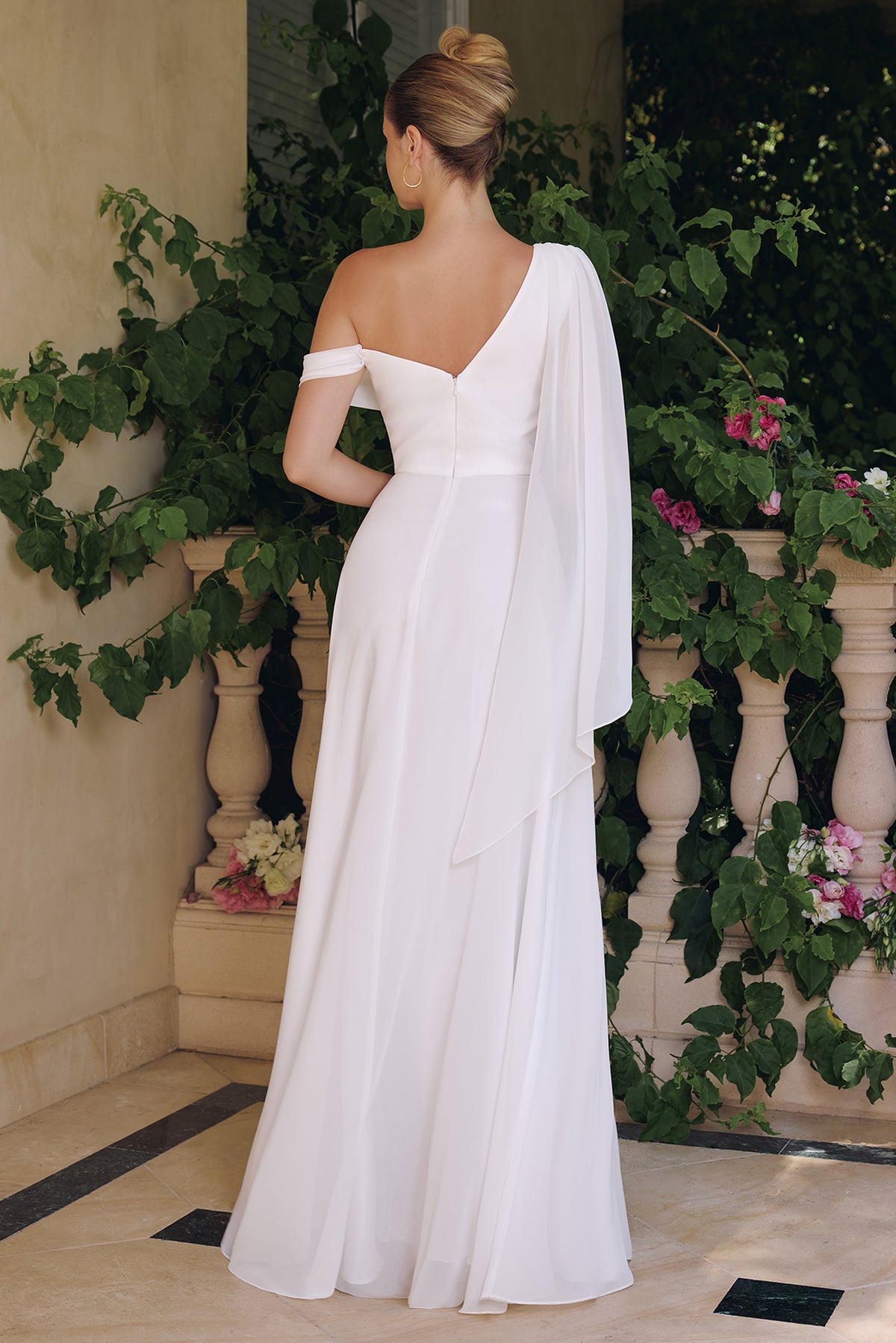 16WT7 dress in Off White