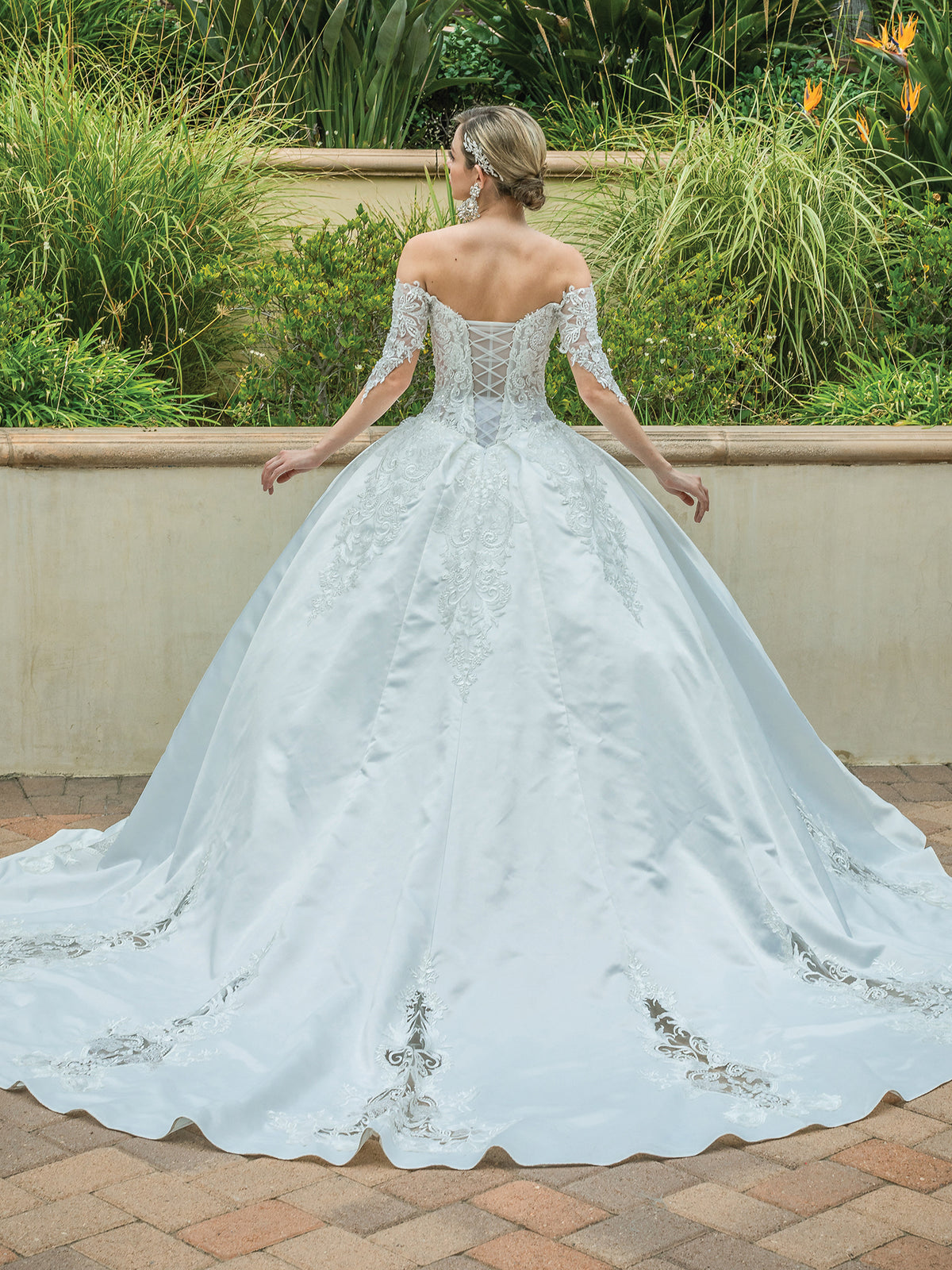 Dancing Queen 0187 wedding dress in off white, back view