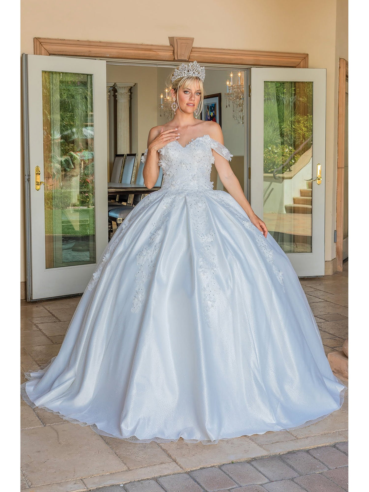 Dancing Queen 0239 wedding dress in off white, front view