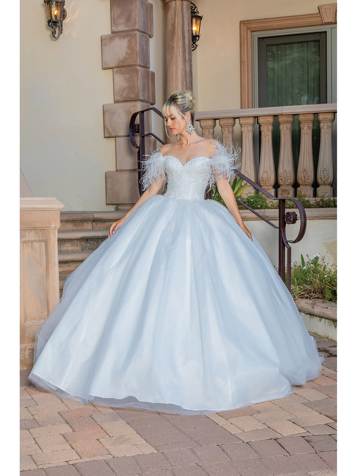 Dancing Queen 0243 wedding dress in off white, front view