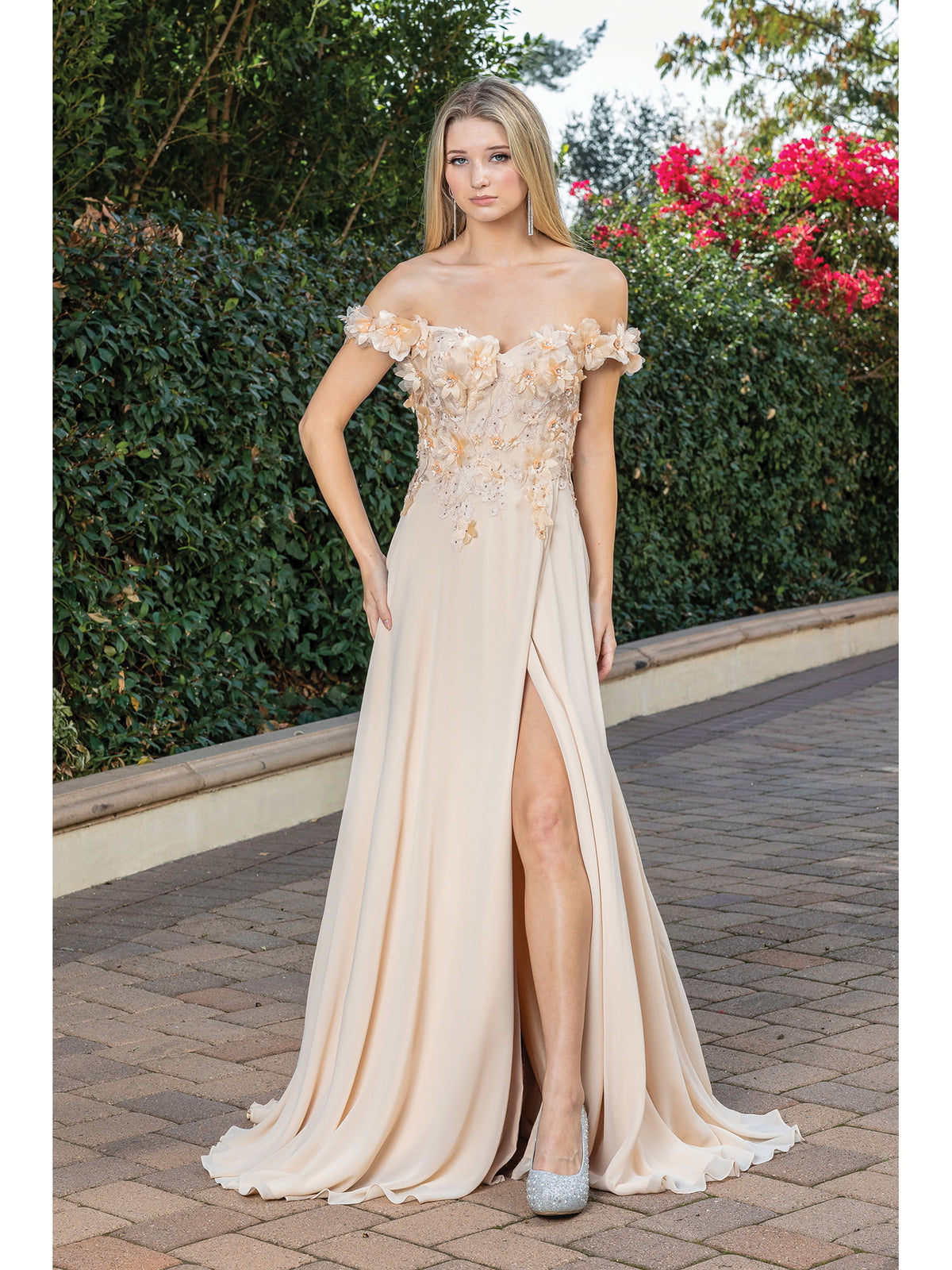 Dancing Queen 4268 prom dress in champagne, additional view