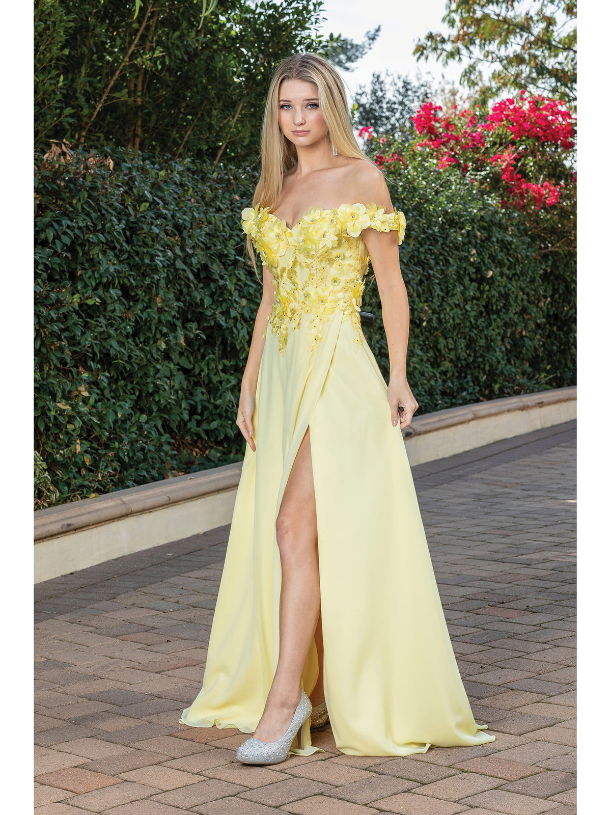 Dancing Queen 4268 prom dress in yellow, additional view
