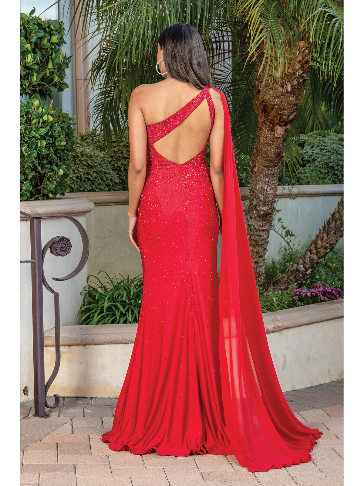 Dancing Queen 4284 prom dress in red, back view