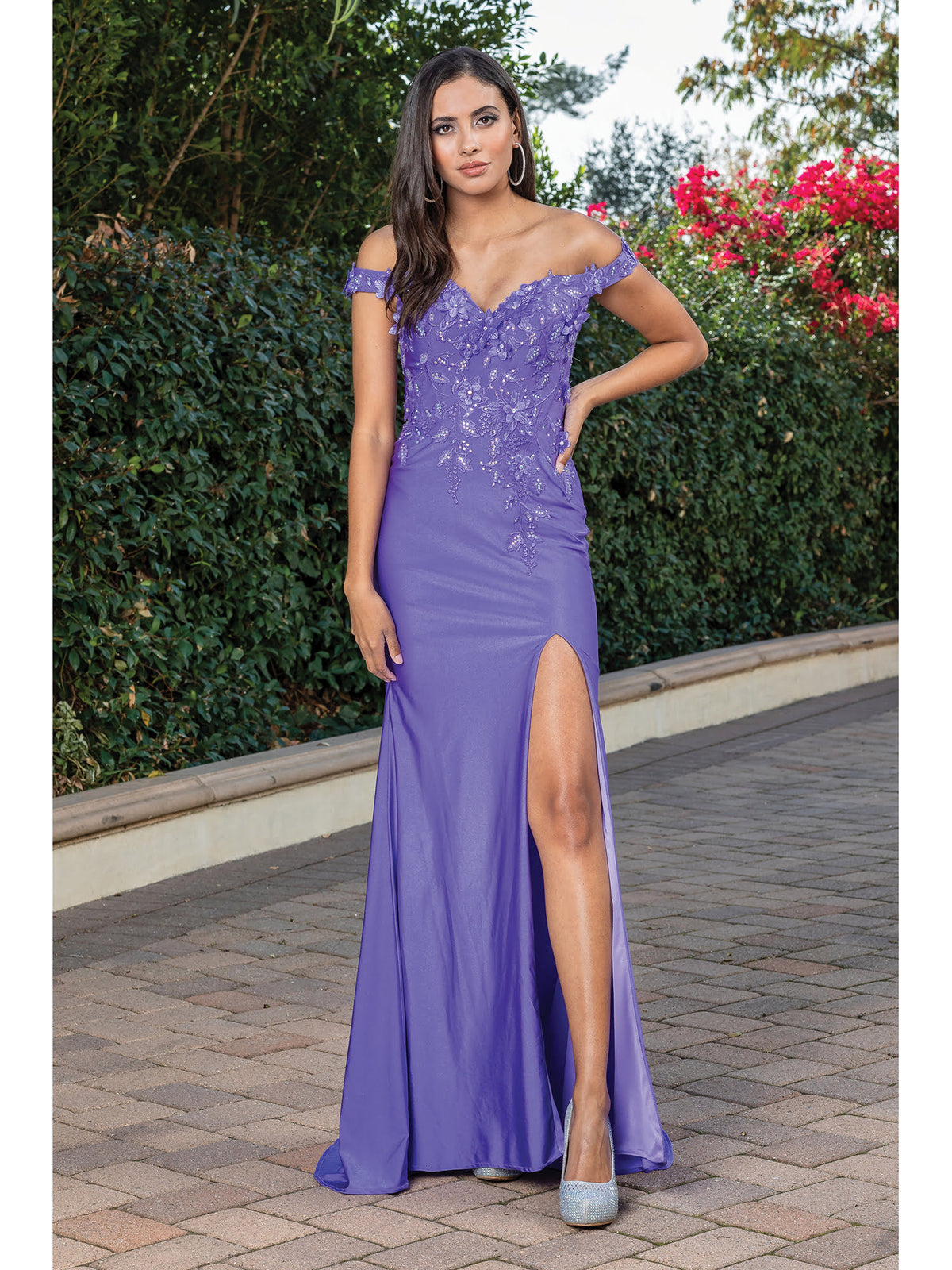 Dancing Queen 4291 prom dress in lavender, front view