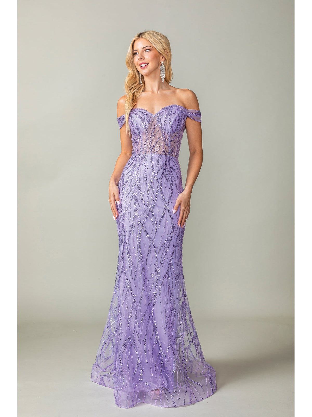 Dancing Queen 4370 prom dress in lilac, front view