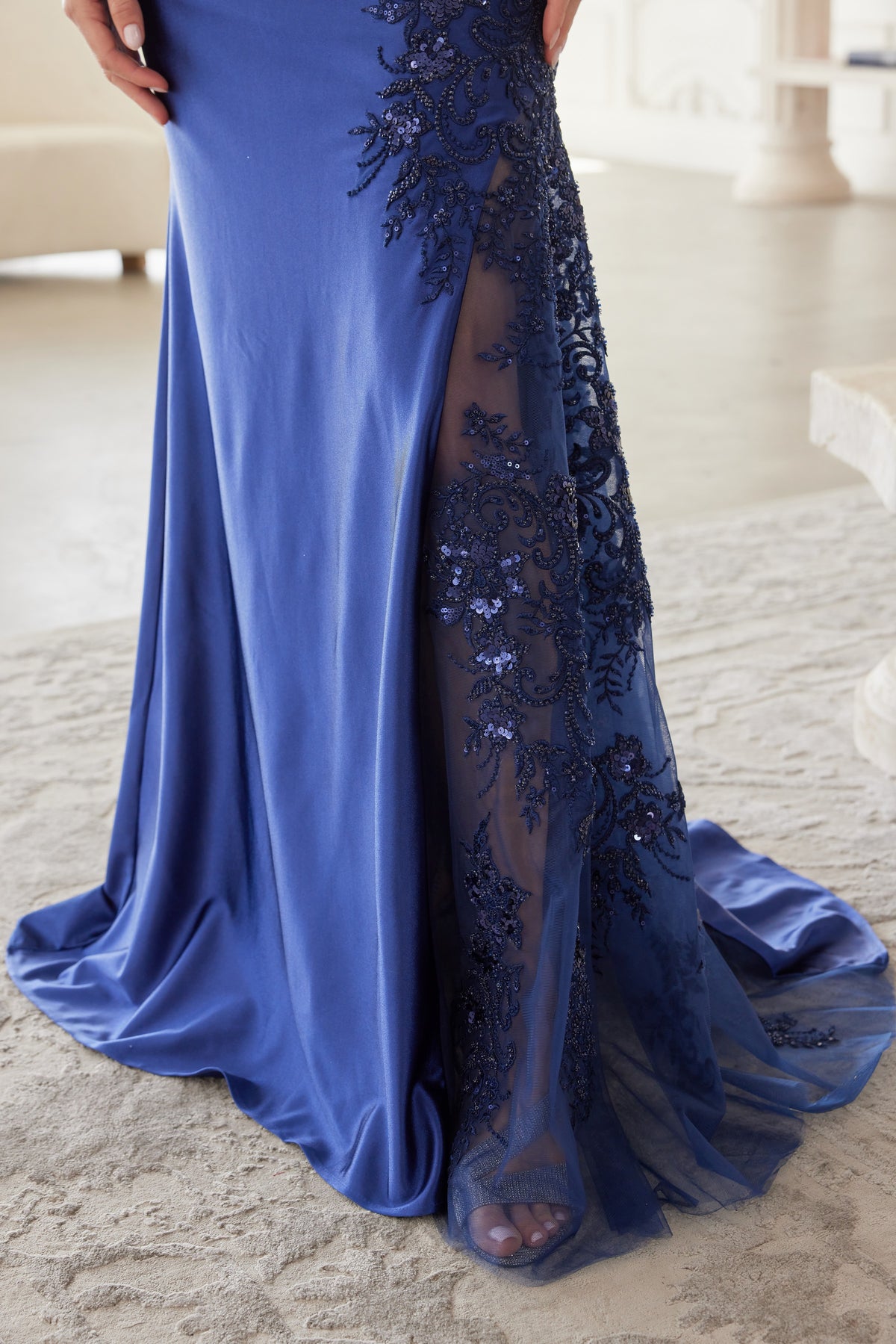 Adriana evening dress in Navy Blue