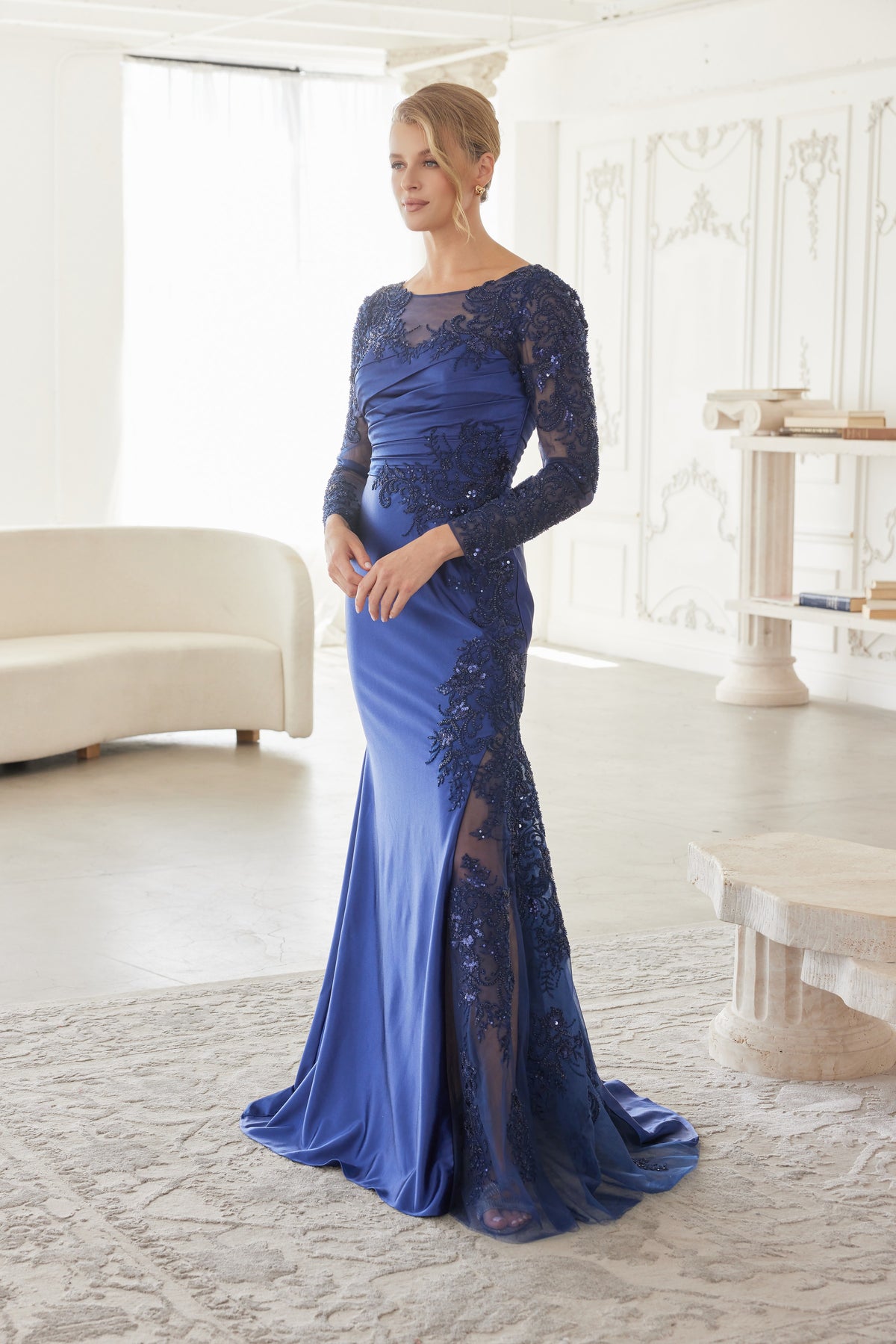 Adriana evening dress in Navy Blue