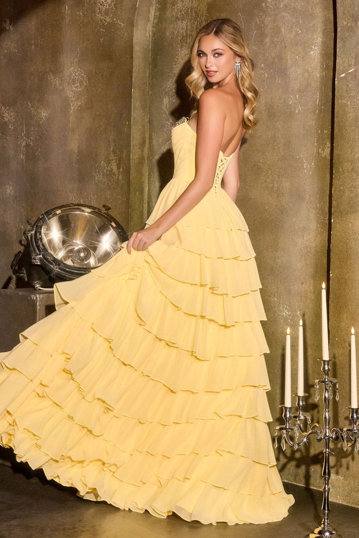 Alcyra dress in Yellow