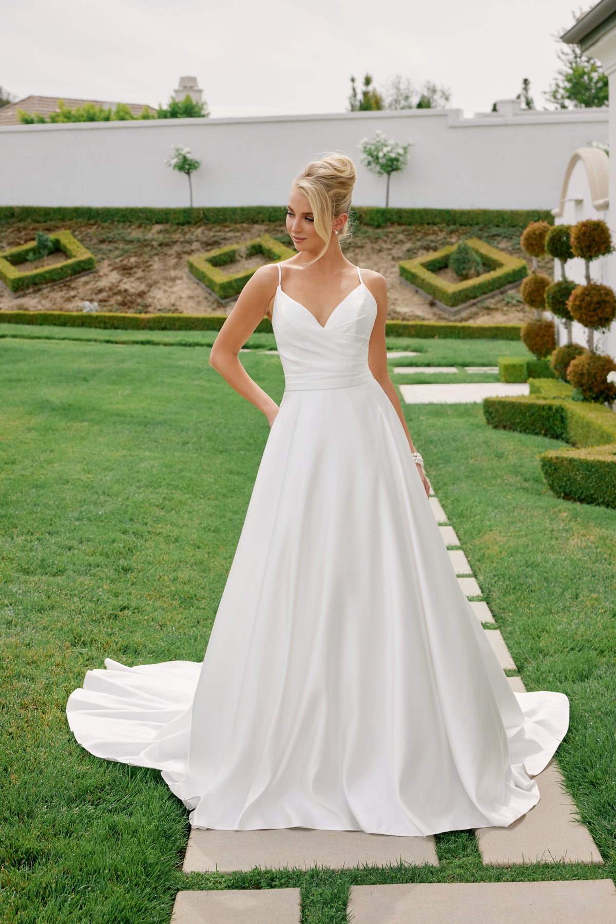 Amabella wedding dress in White