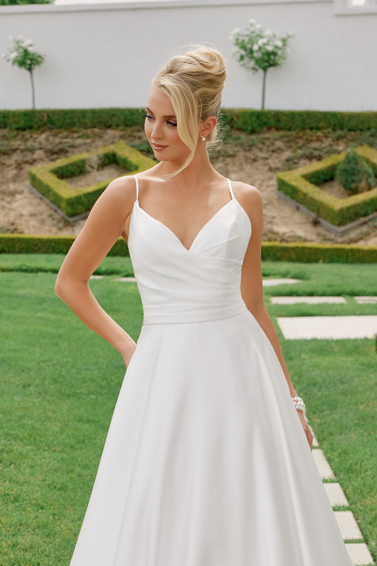 Amabella wedding dress in White