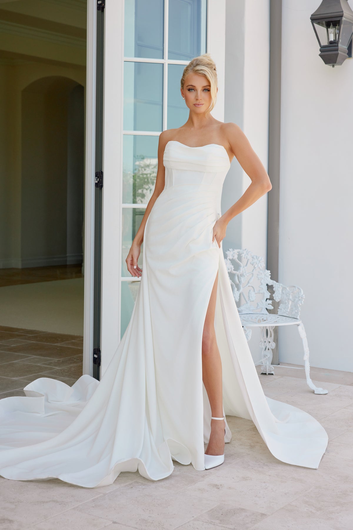 Donatella wedding dress in Ivory