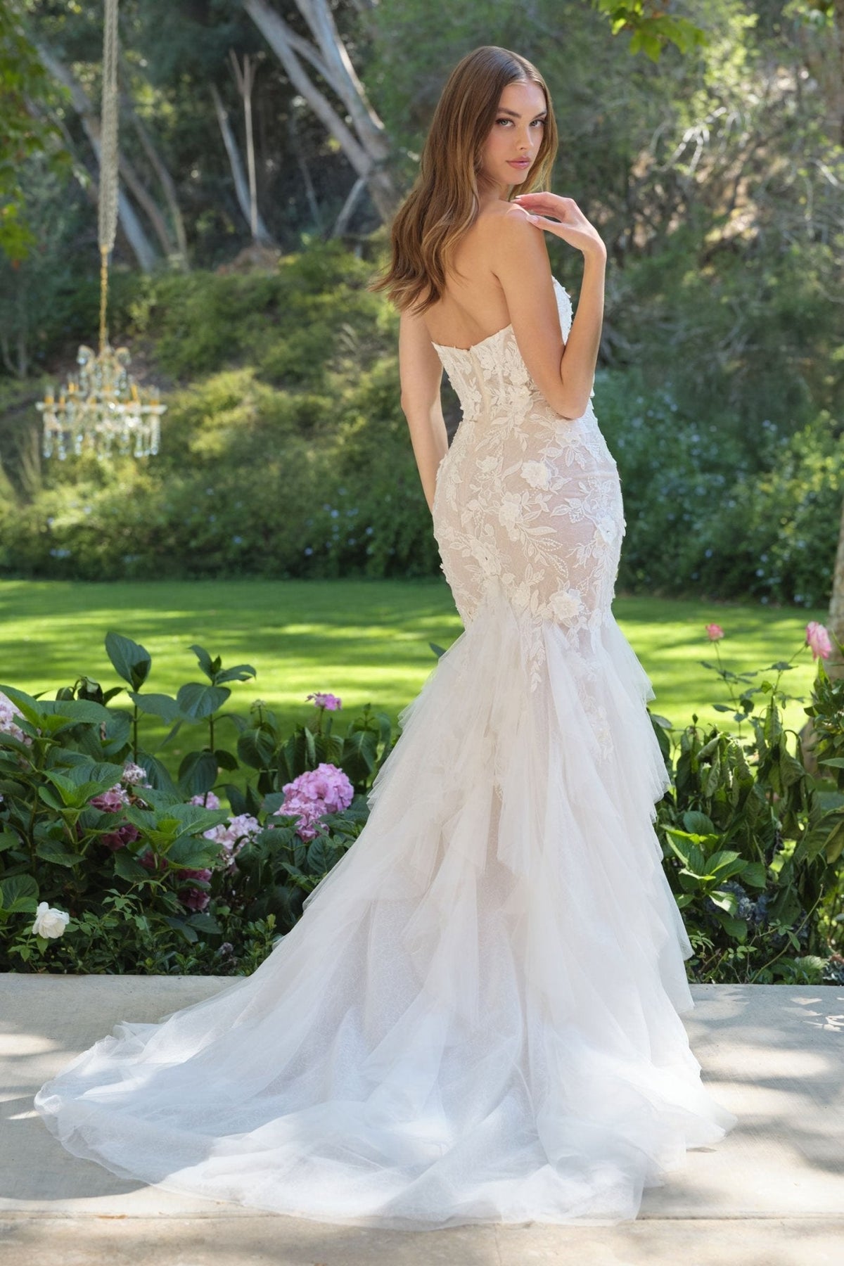 Eowyn wedding dress in Off White-Nude, view 2
