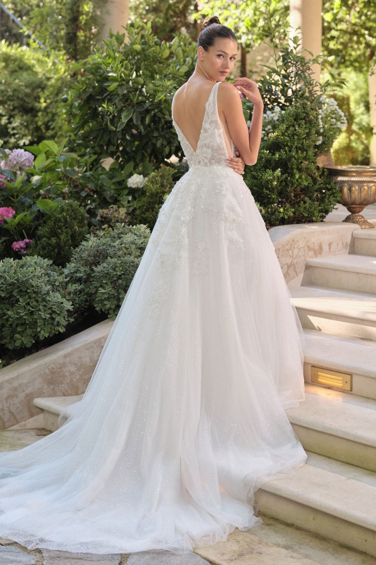 Eseld wedding dress in Off White, view 3