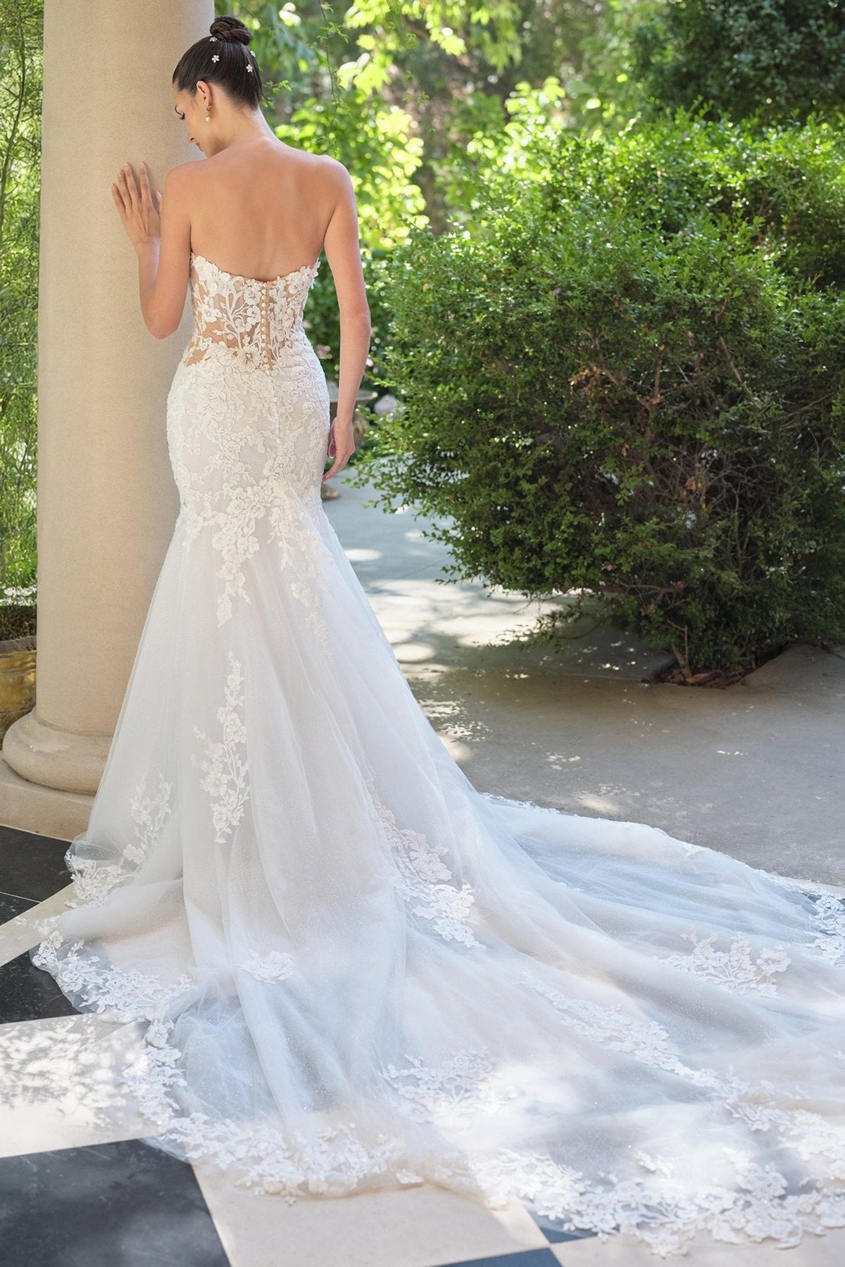 Estella wedding dress in Off White, view 4
