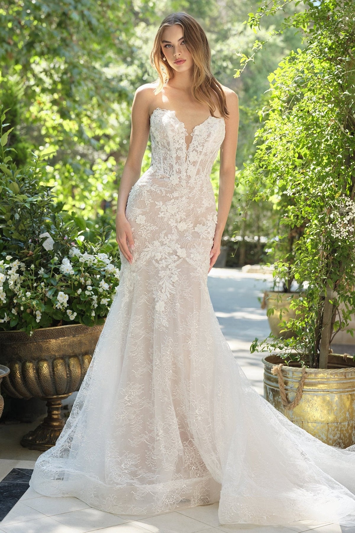 Feliciana wedding dress in Off White-Nude, view 1