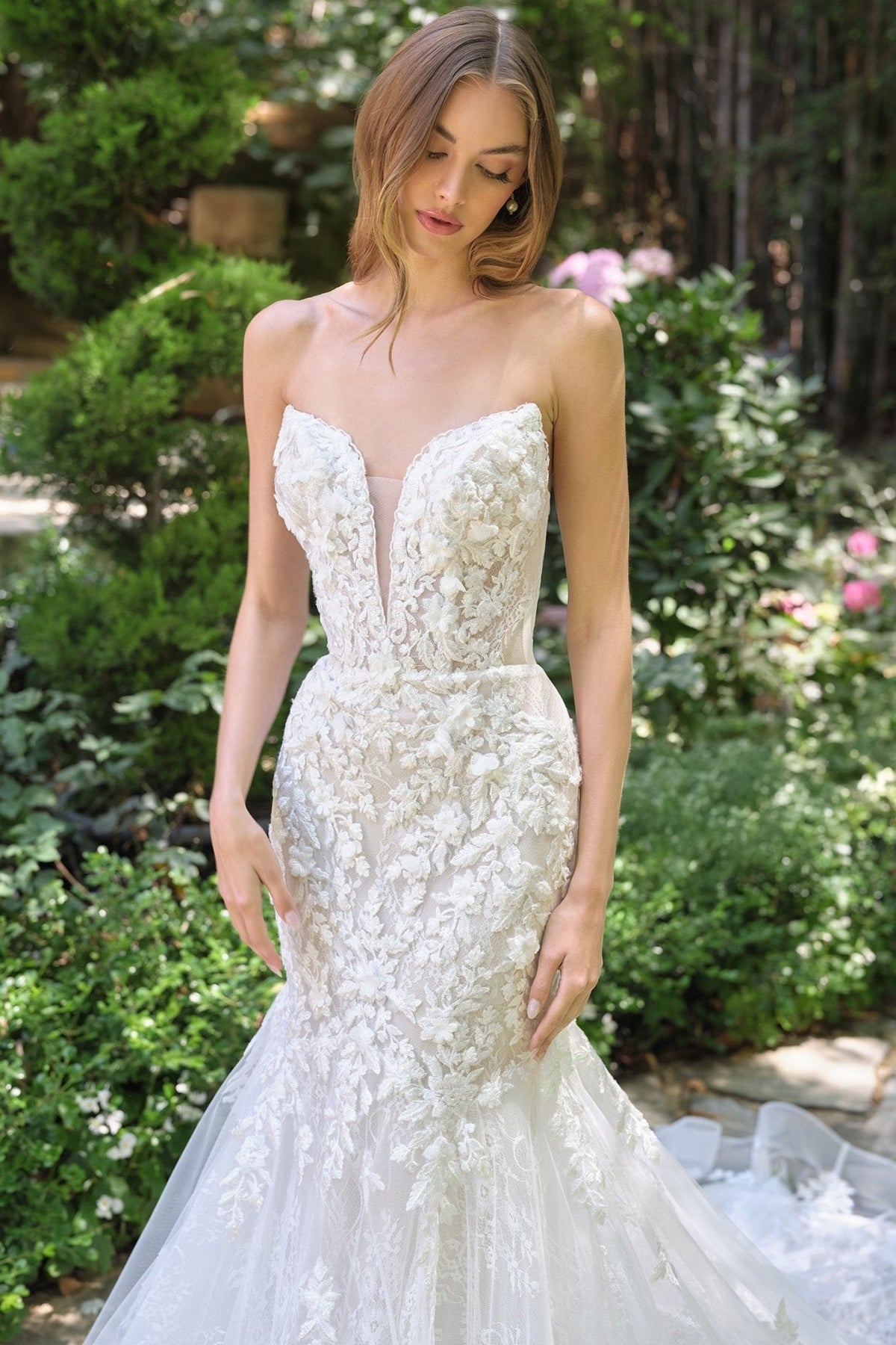 Fiorenza wedding dress in Off White, view 4