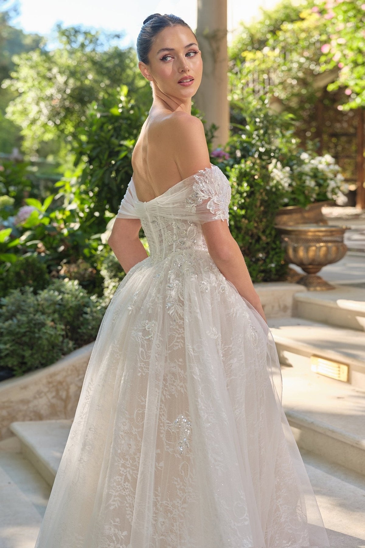 Florimel wedding dress in Off White-Nude, view 4