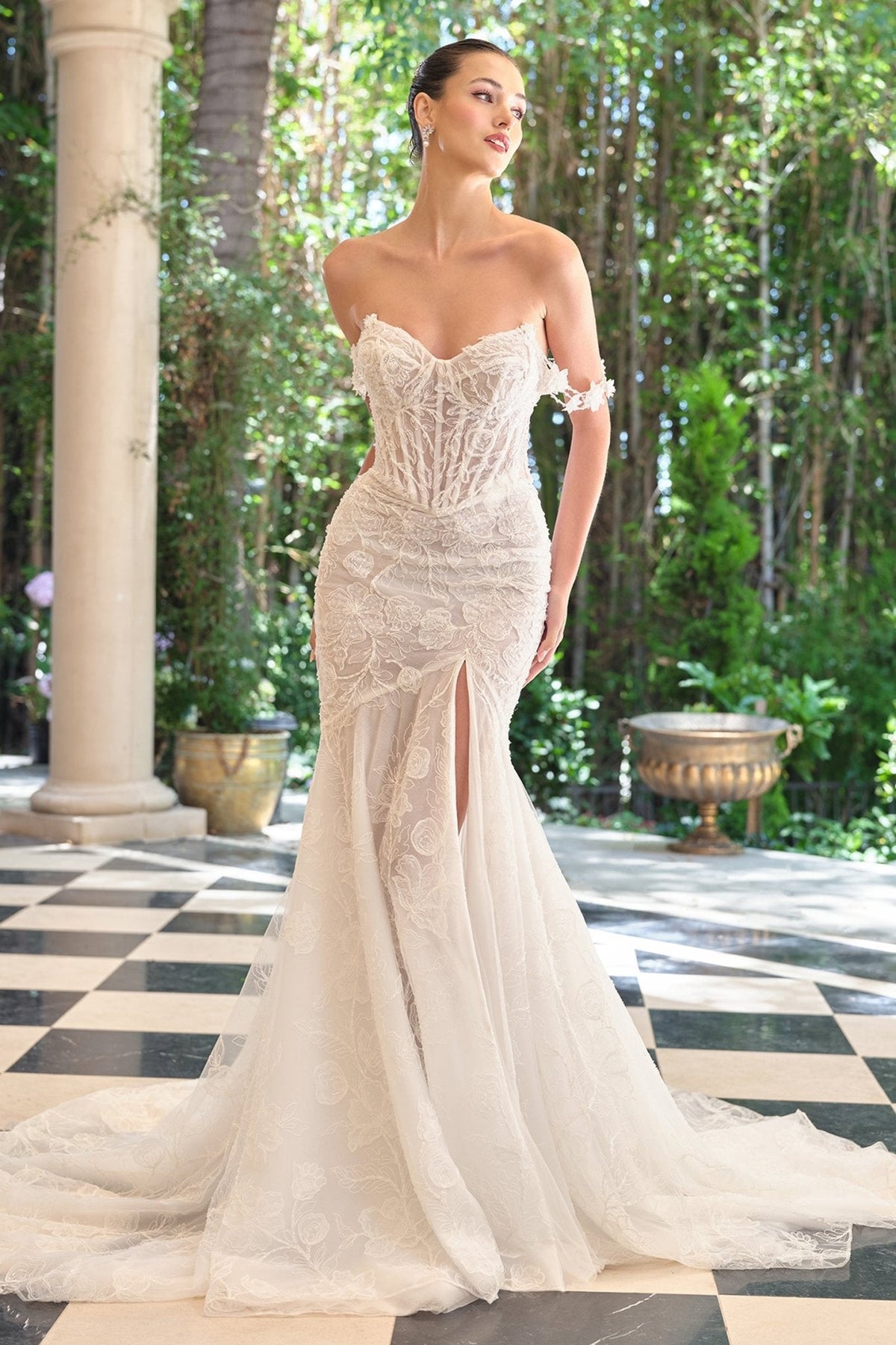 Galatea wedding dress in Off White, view 2
