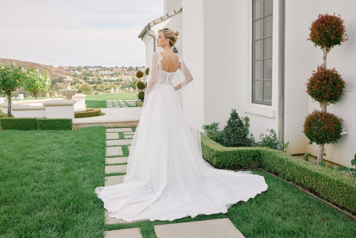 Graziella wedding dress in Diamond White