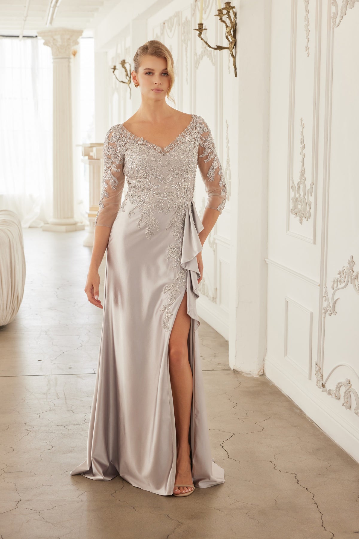 Letizia evening dress in Silver