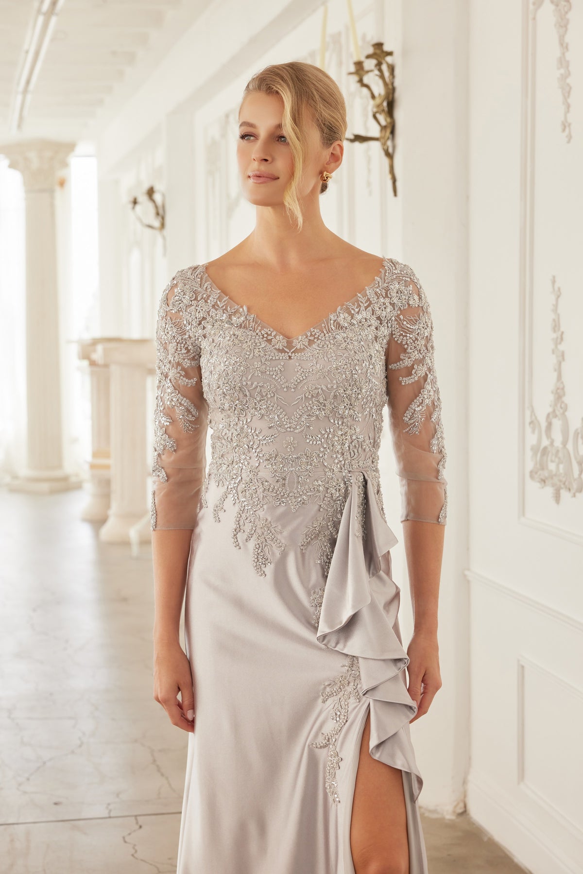 Letizia evening dress in Silver
