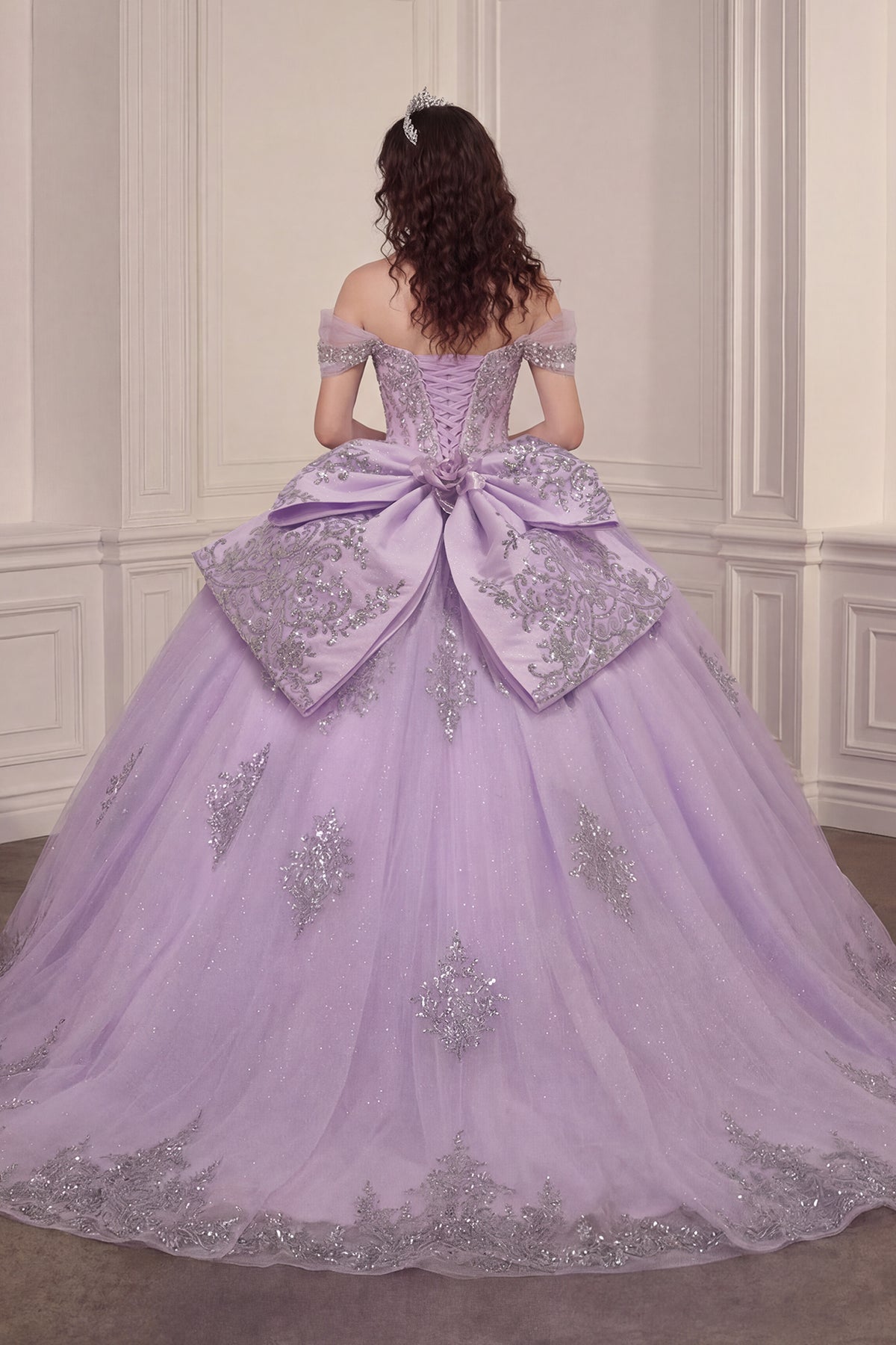 Marlowe in Lavender — detail and styling view
