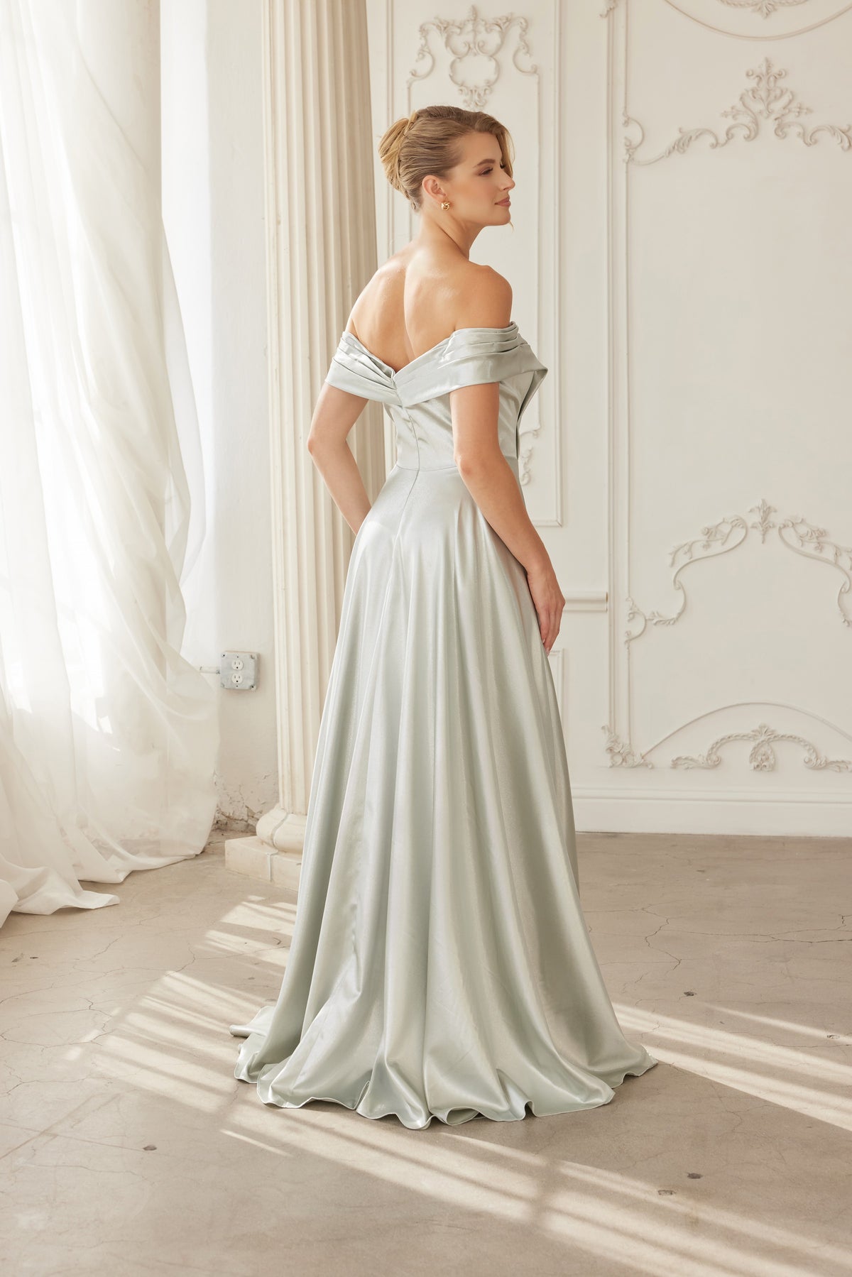 Mirella evening dress in Sage Green