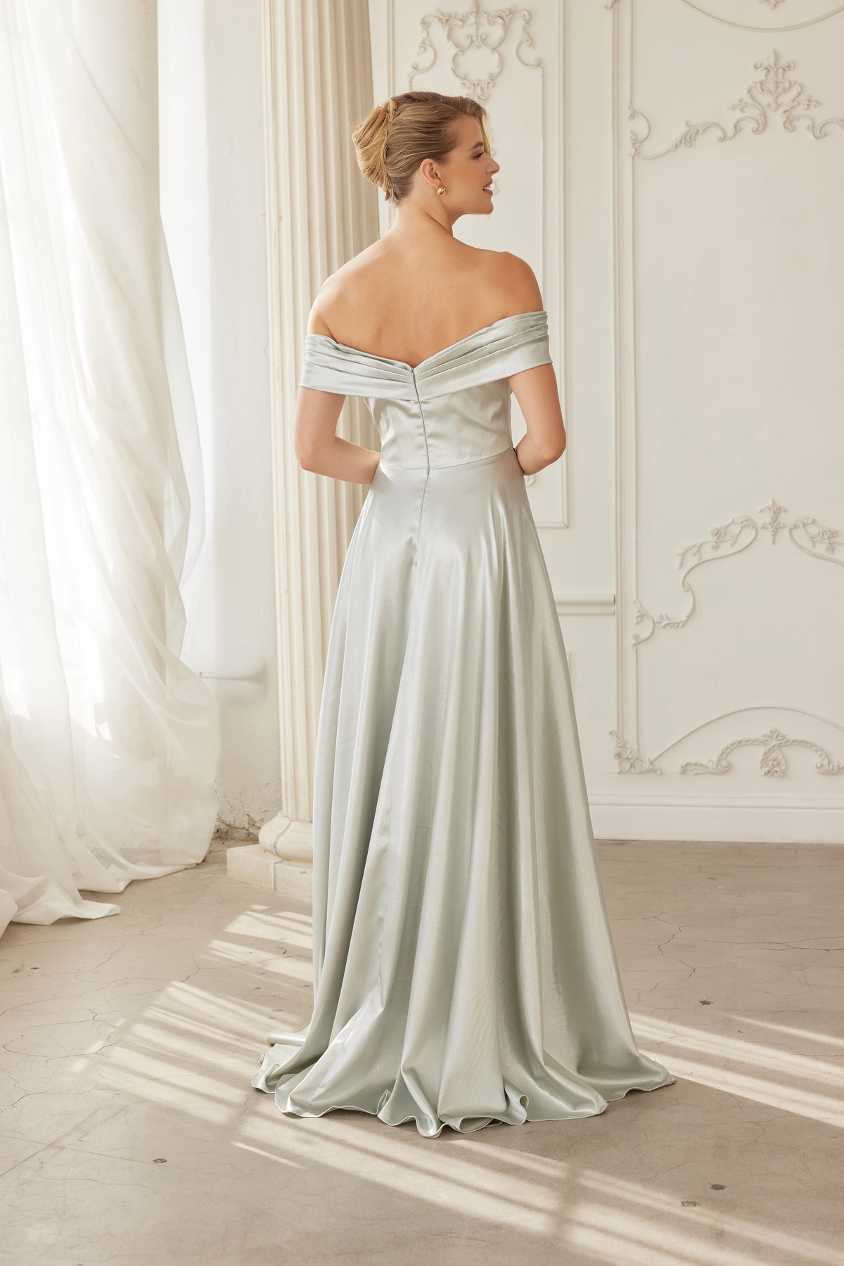 Mirella evening dress in Sage Green