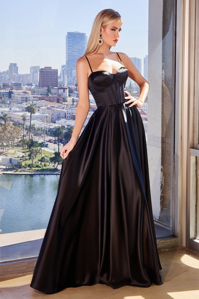 Musa dress in Black