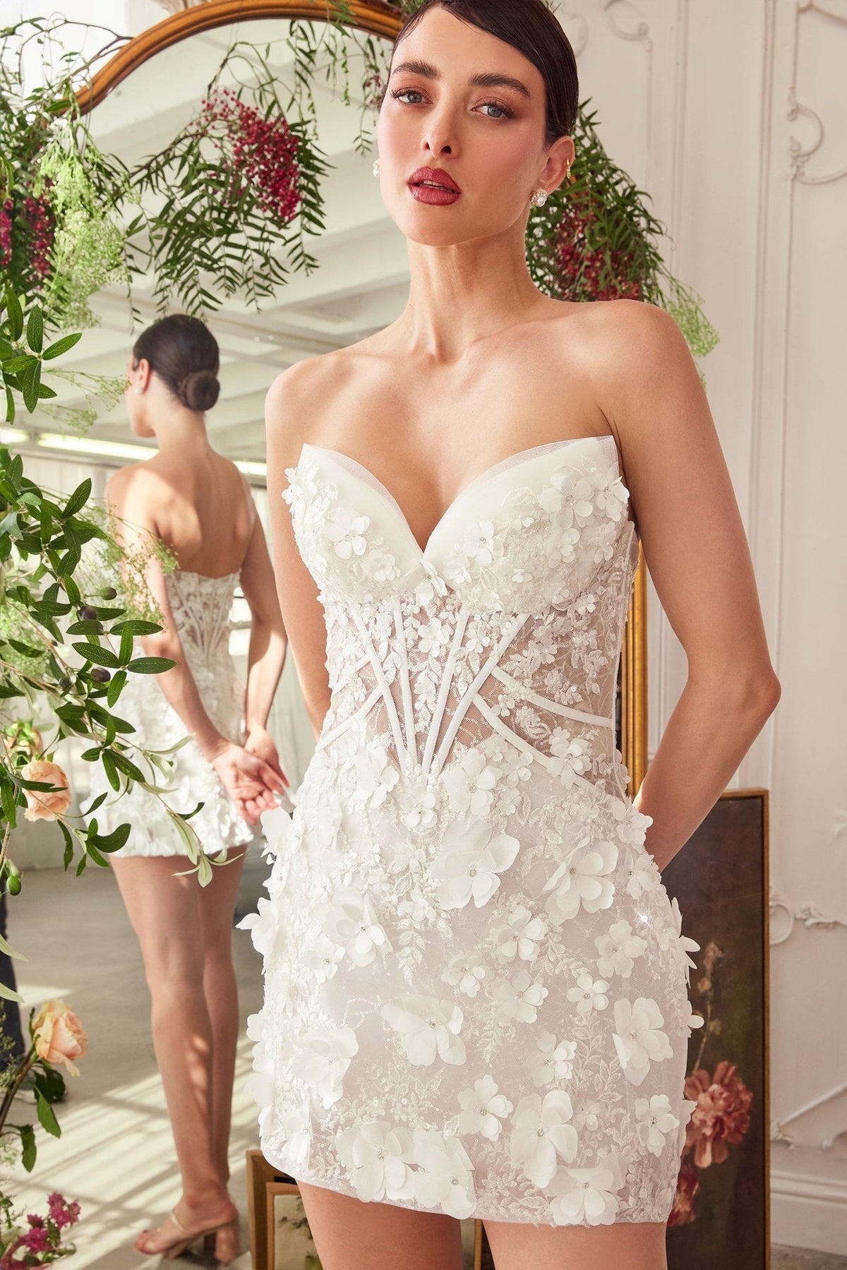 Noa wedding dress in Off White, view 2